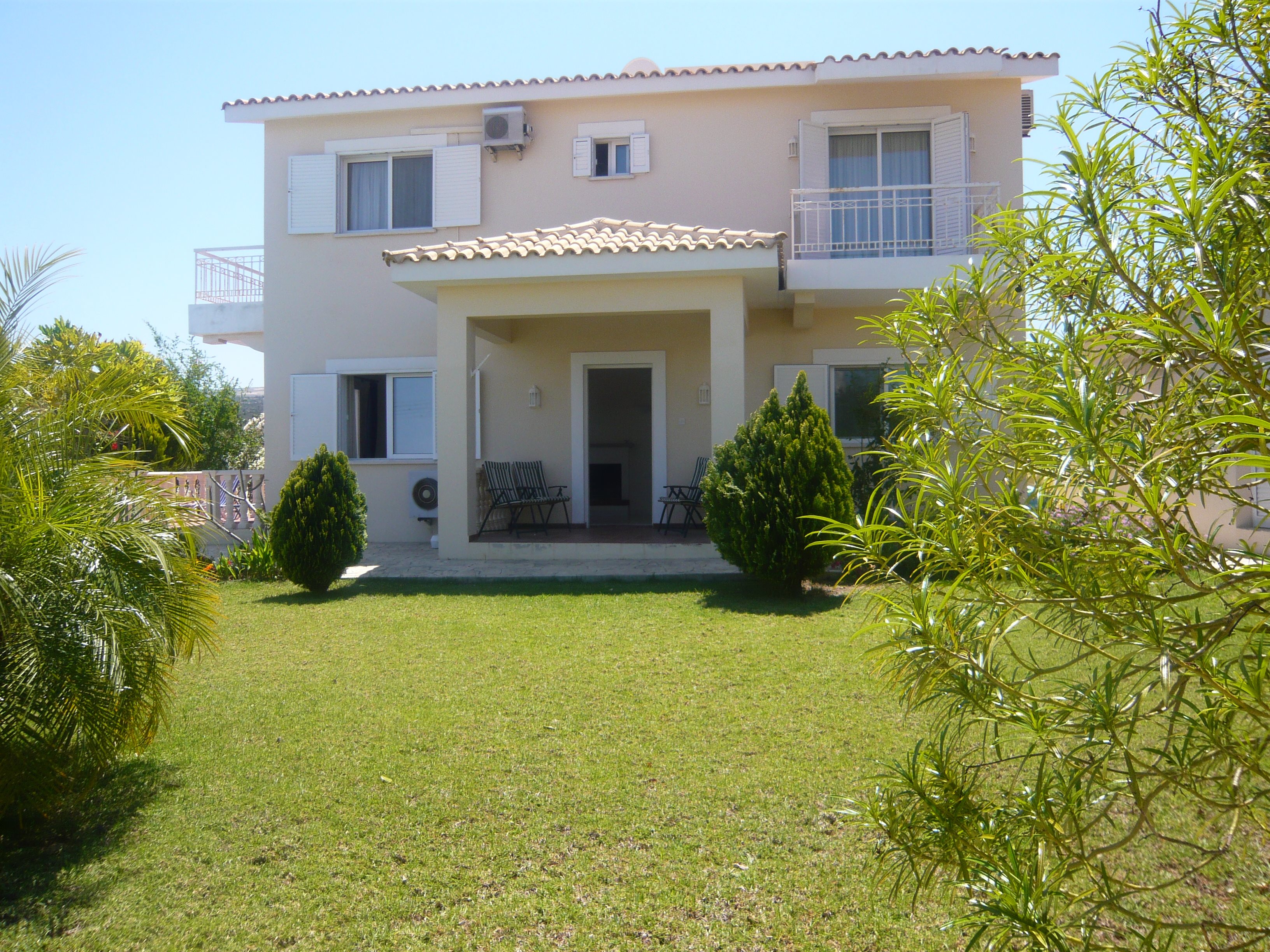 holiday villa Latchi Cyprus private pool 